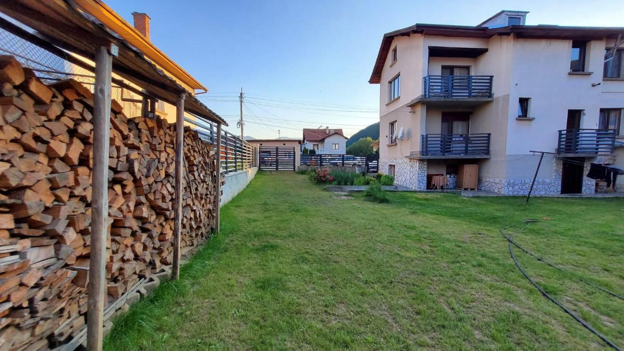 Bulgarane House Hotel Govedartsi ภายนอก รูปภาพ